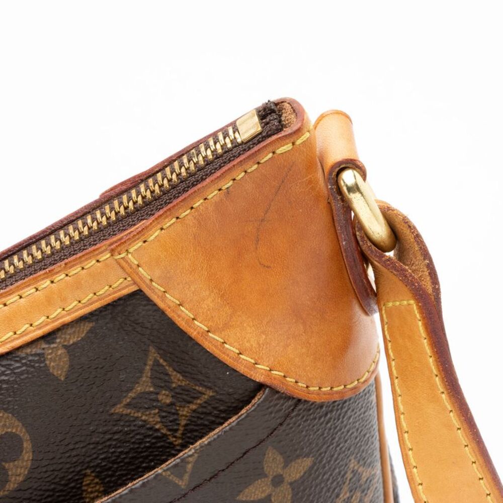 Louis Vuitton Monogram Canvas Odeon PM Shoulder Bag - Picture 14 of 15